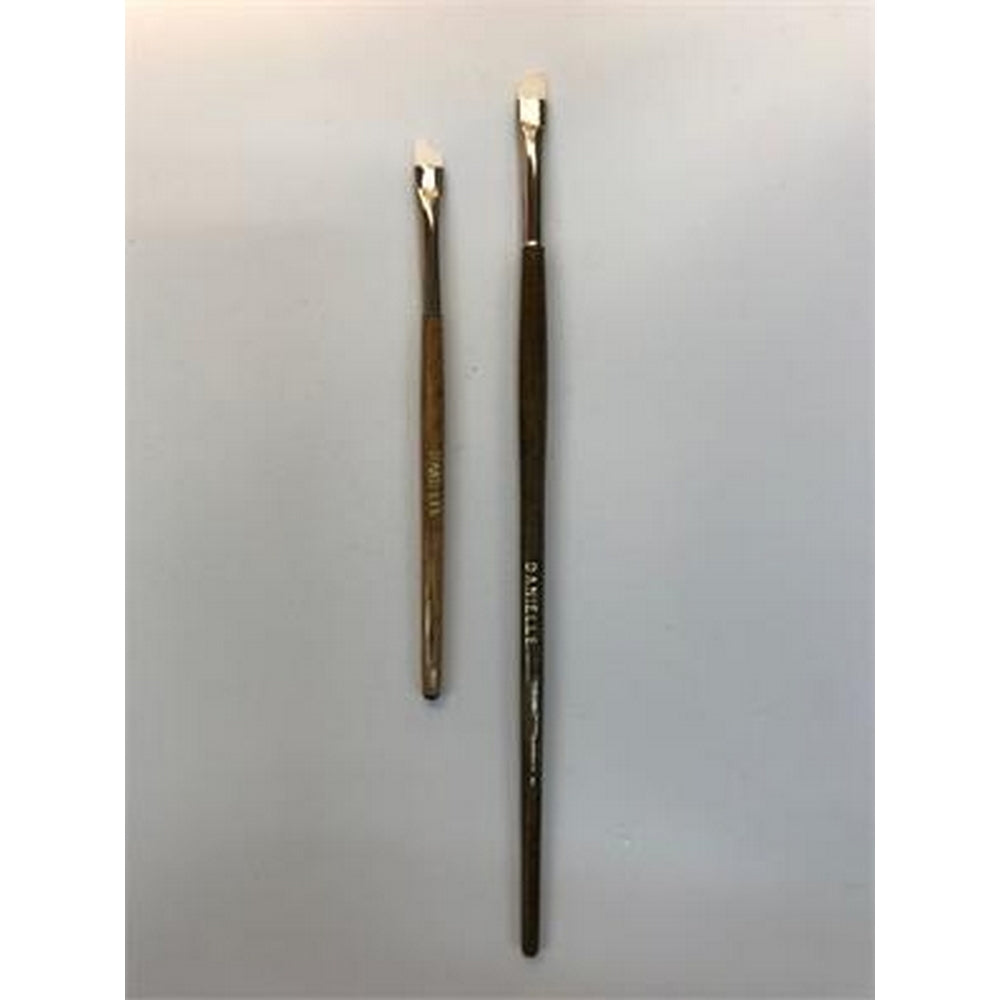 Cosmetic & Mineral Mini Angular Shadow Liner White
